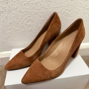 Banana Republic Tan Suede Heels